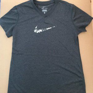 Nike Logo Dri-Fit Exercise Athletic Top (NWOT)